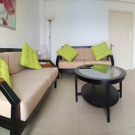 Fiona Seafront Apartments 니키아나 외부 사진