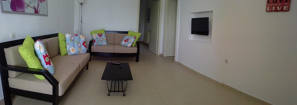 Fiona Seafront Apartments 니키아나 외부 사진