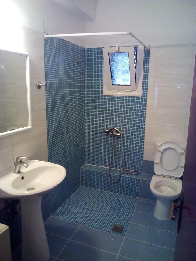Fiona Seafront Apartments 니키아나 외부 사진